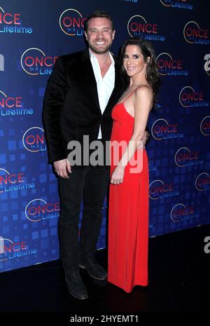 Billy Miller & Kelly Monaco partecipa al Killy Live Event tenuto al Gerald W. Lynch Theatre di New York, USA Foto Stock