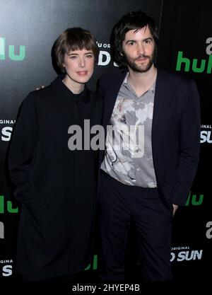 Agyness Deyn & Jim Sturgess partecipa alla Premiere americana della serie originale Hulu 'Hard Sun' a New York Foto Stock