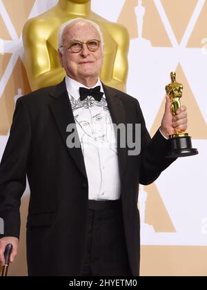 James Ivory nella sala stampa ai premi Academy 90th Foto Stock