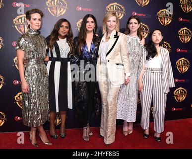 Sarah Paulson, Mindy Kaling, Sandra Bullock, Cate Blanchett, Ann frequentando Warner Bros al CinemaCon 2018 a Las Vegas Foto Stock