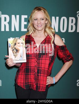 Stormy Daniels all'evento del libro "Full Disclosure" di Stormy Daniels tenutosi a Barnes and Noble al Grove il 4 ottobre 2018 a Los Angeles, USA. Foto Stock