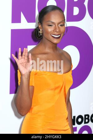 Tika Sumpter ha partecipato alla prima mondiale 'Nobody's Fool' tenutasi all'AMC Lincoln Square a Los Angeles, USA Foto Stock