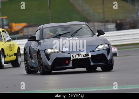 David Addison, Toyota GR Supra, Pomeroy Trophy, Vintage SPORTS Car Club, VSCC, circuito Grand Prix, Silverstone, Towcester, Inghilterra.Silverstone Northam Foto Stock