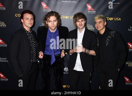 Luke Hemmings, Ashton Irwin, Michael Clifford e Calum Hood di 5 secondi d'estate arrivano al G'Day USA Los Angeles Gala 16th che si tiene alle 3LABS del 26 gennaio 2019 a Culver City. Foto Stock