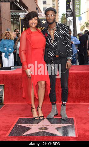 Henson si unisce a suo figlio Marcell Johnson alla sua cerimonia di star della Hollywood Walk of Fame Foto Stock
