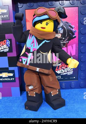 L'atmosfera arriva alla prima mondiale "The LEGO Movie 2: The Second Part" al Village Theatre Foto Stock