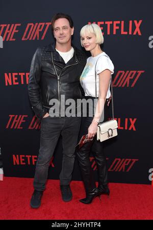 Donovan Leitch e Libby Mintz alla prima mondiale 'The Dirt' di Netflix, tenutasi all'Arclight Hollywood Cinerama Dome il 18 marzo 2019 a Hollywood, CA. Foto Stock