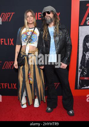 Sheri Moon Zombie e Rob Zombie alla prima mondiale 'The Dirt' di Netflix, tenutasi all'Arclight Hollywood Cinerama Dome il 18 marzo 2019 a Hollywood, California. Foto Stock