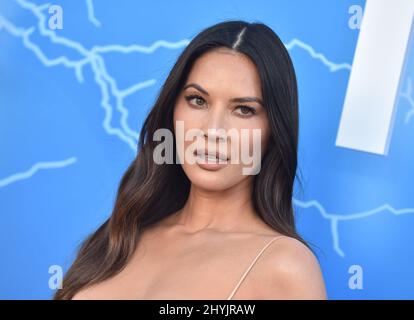 Olivia Munn arriva allo STARZ Los Angeles Premiere di 'The Rook' al Getty Center il 17 giugno 2019 a Los Angeles. Foto Stock