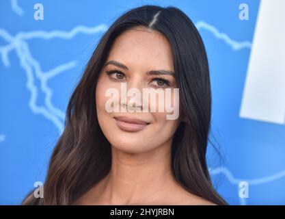 Olivia Munn arriva allo STARZ Los Angeles Premiere di 'The Rook' al Getty Center il 17 giugno 2019 a Los Angeles. Foto Stock