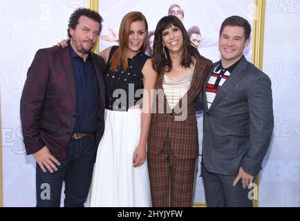 Danny McBride, Cassidy Freeman, Edi Patterson e Adam Devine arrivano alla "Righteous Gemstones" Los Angeles Premiere al Paramount Studios Foto Stock