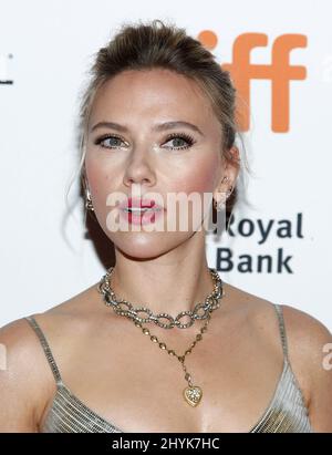 Scarlett Johansson arriva alla prima di 'Jojo Rabbit' durante il Toronto International Film Festival 2019 tenuto al Princess of Wales Theatre il 8 settembre 2019 a Toronto, Canada Foto Stock