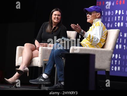 Sarah Huckabee Sanders e James Carville al Politicon 2019 che si è tenuto presso il Music City Center il 27 ottobre 2019 a Nashville, Tennessee. Foto Stock