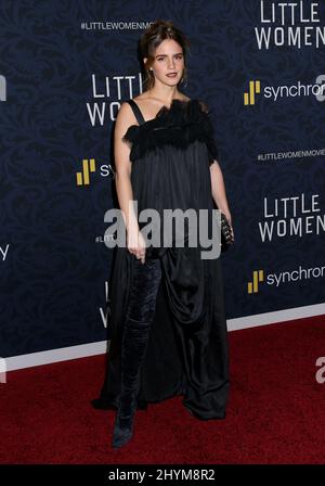 Emma Watson partecipa alla prima di Little Women a New York Foto Stock