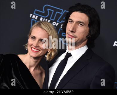 Adam driver e Joanne Tucker partecipano alla prima Mondiale di Star Wars: L'ascesa di Skywalker a Los Angeles Foto Stock