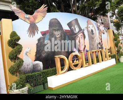 Atmosfera da 'solittle' alla prima 'Dolittle' di Los Angeles tenutasi al Regency Village Theatre il 11 gennaio 2020 a Westwood, California. Foto Stock