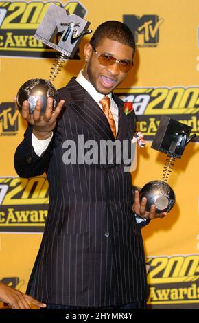 Usher partecipa ai MTV Europe Music Awards 2004 alla Torre di Valle di Roma. Foto: UK Stampa Foto Stock