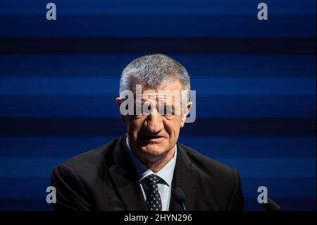 Parigi, Francia. 15th Mar 2022. Il candidato presidenziale francese Jean Lassalle parla durante un meeting AMF (Association des maires de france) a Parigi il 15 marzo 202é Foto di Eliot Blondt/ABACAPRESS.COM Credit: Abaca Press/Alamy Live News Foto Stock