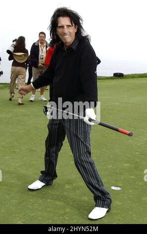 Alice Cooper partecipa all'annuale evento di golf Michael Douglas & Friends Celebrity 9th che si tiene presso il Trump National Golf Club di Rancho Palos Verdes. Foto: UK Stampa Foto Stock