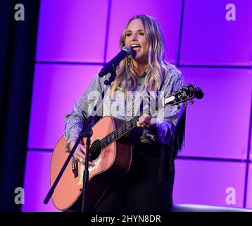 Miranda Lambert si è recato sul palco del gruppo "A conversation with Miranda Lambert" durante il Seminario radiofonico del Paese 2020 tenuto presso l'Omni Nashville a Nashville, Tennessee Foto Stock