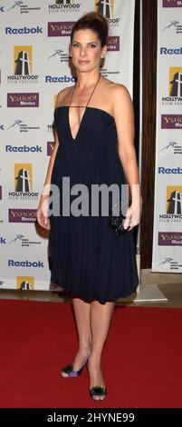 Sandra Bullock partecipa all'Hollywood Film Festival 9th, annuale gala dei premi di Hollywood, al Beverly Hilton Hotel. Foto: UK Stampa Foto Stock