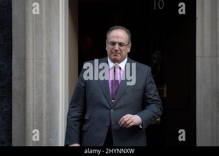 Downing Street, Londra, Regno Unito. 15 marzo 2022. Ministri a 10 Downing Street per la riunione settimanale del gabinetto. Credit: Malcolm Park/Alamy Live News. Foto Stock