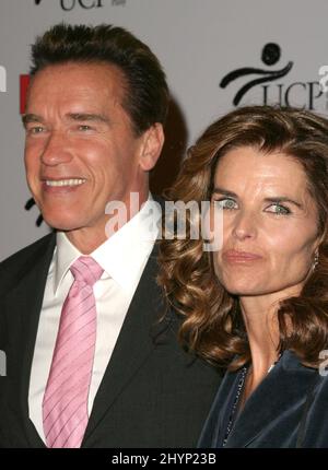 Arnold Schwarzenegger & Maria Shriver partecipano al 'The Kid & i' Los Angeles Premiere al Grauman's Chinese Theatre. Foto: UK Stampa Foto Stock