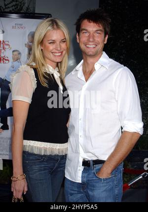 Rebecca Romijn & Jerry o'Connell partecipano alla prima mondiale 'Yours, Mine & Ours' di Hollywood. Foto: UK Stampa Foto Stock