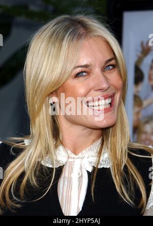 Rebecca Romijn partecipa alla prima mondiale 'Yours, Mine & Ours' di Hollywood. Foto: UK Stampa Foto Stock