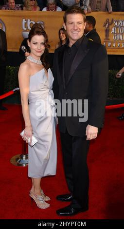 Doug Savant e la moglie Laura Leighton partecipano allo schermo Actors Guild Awards presso il Shrine Exposition Center di Los Angeles, California. Foto: UK Stampa Foto Stock