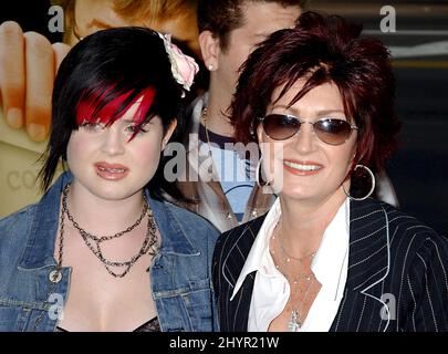 Sharon & Kelly Osbourne partecipano allo 'Fahrenheit 9/11' Screening a Beverly Hills. Foto: UK Stampa Foto Stock