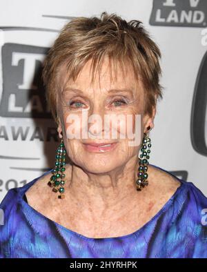 10 aprile 2011 New York City, NY Cloris Leachman 9th Premi annuali per la Terra della TV che si tengono al Javits Center Foto Stock