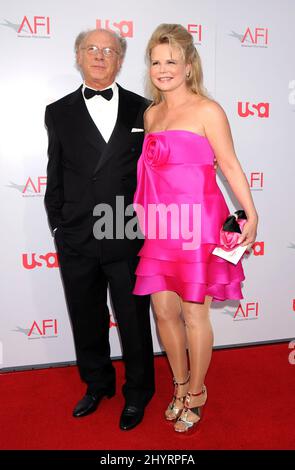 Art Garfunkel e moglie Kim al Tribute 36th dell'AFI Life Achievement Award a Warren Beatty tenuto al Kodak Theatre di Hollywood. Foto Stock