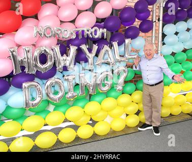 Leslie Jordan partecipa al libro di Leslie Jordan "How Y'all doing?: Misadventures and mischief from a Life Well Veed" firmato al Nordstrom Local West Village il 27 giugno 2021 a New York City, NY Foto Stock