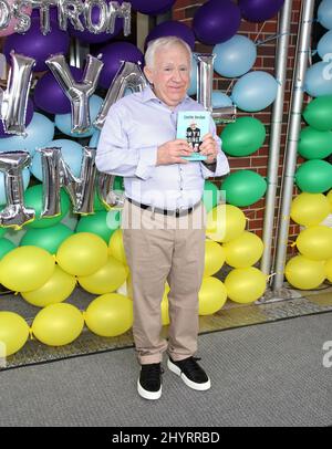 Leslie Jordan partecipa al libro di Leslie Jordan "How Y'all doing?: Misadventures and mischief from a Life Well Veed" firmato al Nordstrom Local West Village il 27 giugno 2021 a New York City, NY Foto Stock