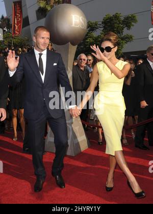 David Beckham e Victoria Beckham arrivano al 2008 ESPY Awards al NOKIA Theatre di Los Angeles Foto Stock