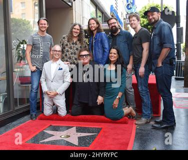 'Bizzarro ala' Yankovic, Don McLean, Paris Dylan e Home Free alla sua cerimonia della stella Hollywood Walk of Fame il 16 agosto 2021 a Hollywood, CA. Foto Stock