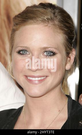 Brittany Snow Arriving to Columbia Pictures presenta la House Bunny Premiere al Mann Village Theatre di Los Angeles. *** Didascalia locale *** Foto Stock