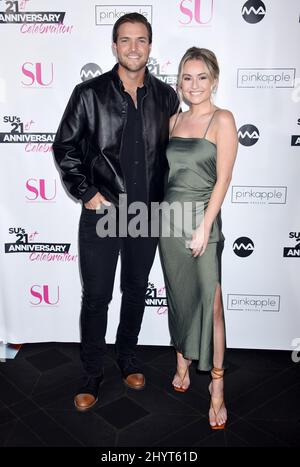 Jordan Kimball e Christina Creedon alla Supermodel Unlimited Magazine 21st Anniversary Celebration tenutasi ad Avalon Hollywood il 9 ottobre 2021 a Hollywood, California. Foto Stock