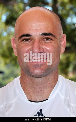 Andre Agassi al Bryan Brothers' All-Star Tennis Smash, allo Sherwood Country Club, Thousand Oaks, California. Foto Stock