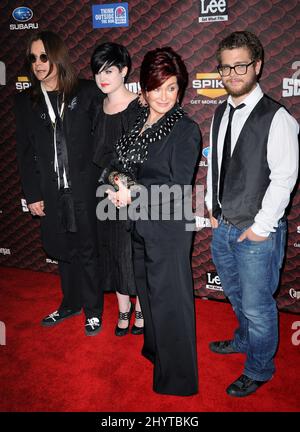Ozzy Osbourne, Kelly Osbourne, Sharon Osbourne e Jack Osbourne ai premi Scream 2008 di Spike TV che si sono tenuti al Teatro Greco di Los Angeles Foto Stock