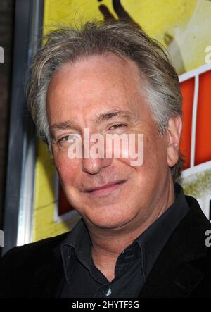 Alan Rickman durante la prima del nuovo film "Nobel Son", tenuto al Teatro Egizio di Los Angeles. Foto Stock