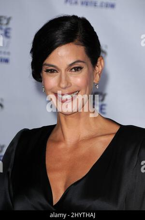 Teri Hatcher che partecipa ai premi annuali People's Choice 35th, che si tengono presso il Shrine Auditorium di Los Angeles. Foto Stock