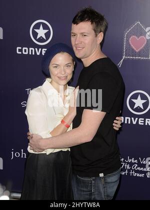 Jaime King e Kyle Newman arrivo a portare il vostro cuore alla nostra Casa: Il John Varvatos e Converse 7th Annual Stuart House benefit, John Varvatos Botique, West Hollywood, California Foto Stock