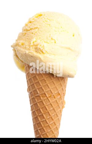 Primo piano del cono gelato con ghiaccio alla vaniglia Foto Stock