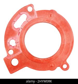 Vecchia guarnizione di gomma rossa della caldaia a gas isolata su sfondo bianco Foto Stock