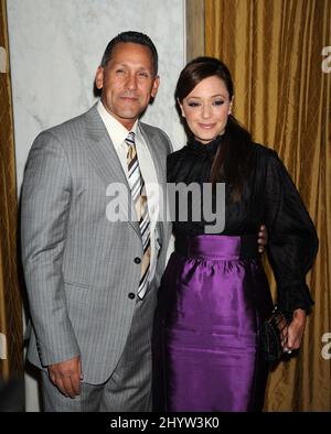 Angelo Pagan e Leah Remini frequentano il 20th anniversario della NRDC al Wilshire Hotel di Beverly Hills, CA, USA. Foto Stock