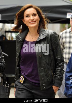 Mariska Hargitay durante le riprese per "Law & Order: Special Siphomes Unit" sull'Upper Eastside a New York City. Foto Stock