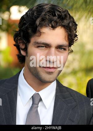 Adrian Grenier al 8th annuale Chrysalis Butterfly Ball benefit gala a Los Angeles. Foto Stock