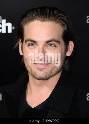 Kevin Zegers durante la Premiere 'The Runaways' tenutasi all'ARCLIGHT Cinema di Los Angeles Foto Stock